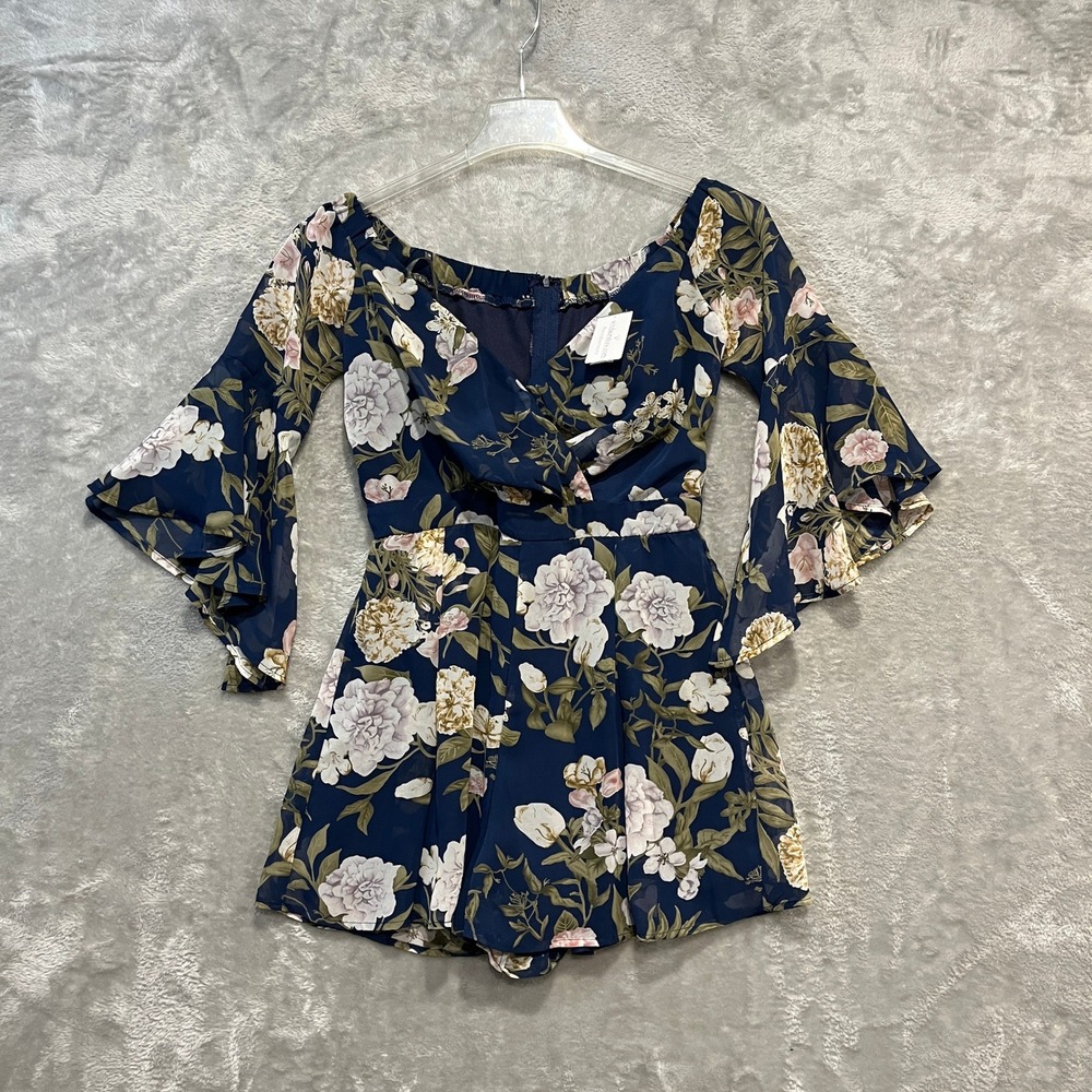 Windsor Romper Womens Medium‎ Navy Floral Bell Sleeve Surplice Chiffon NEW